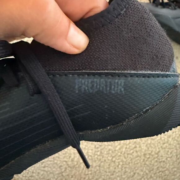 Adidas Predator Turf Soccer Shoes Kids Size 11K - Picture 2 of 5